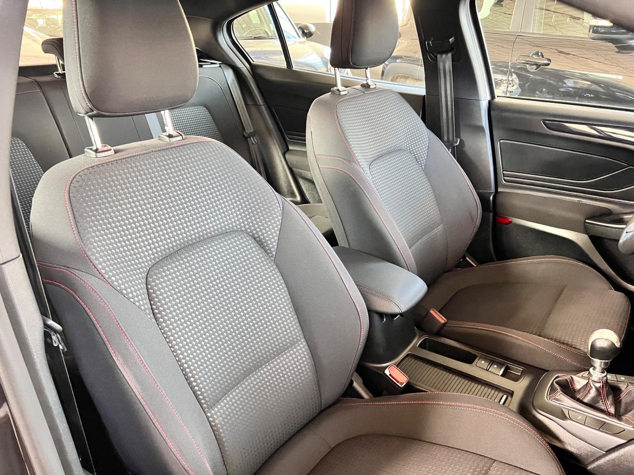 Ford Focus 1.0 EcoBoost 125 CV 5p. ST-Line Co-Pilot