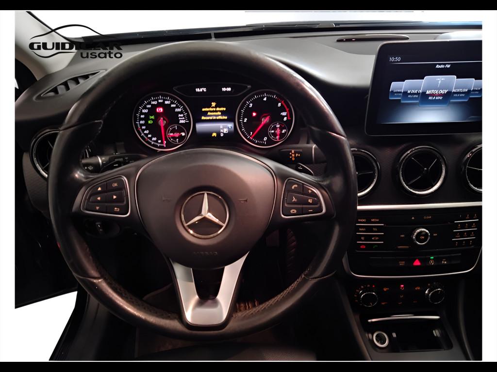 Mercedes-Benz Classe A - W176 - A 180 d Sport auto my16