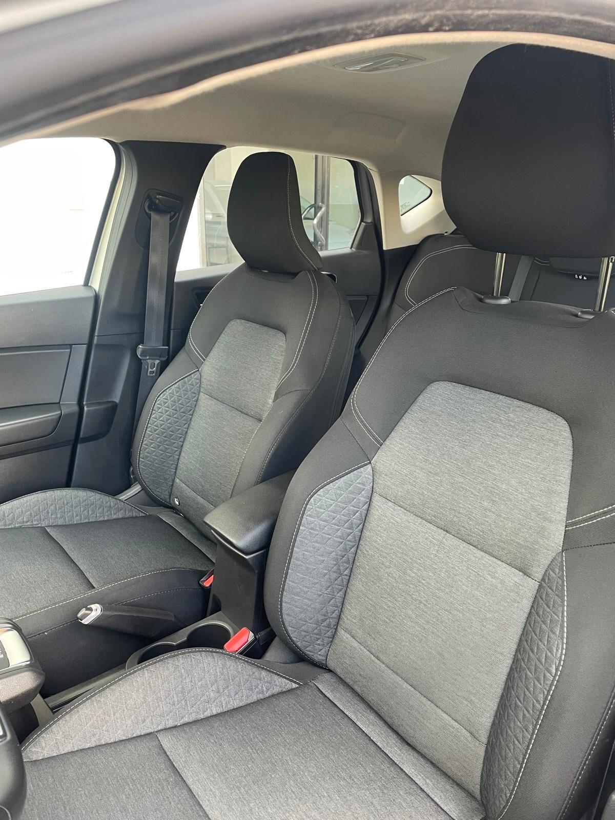 Renault Captur Full Hybrid E-Tech 145 CV Business