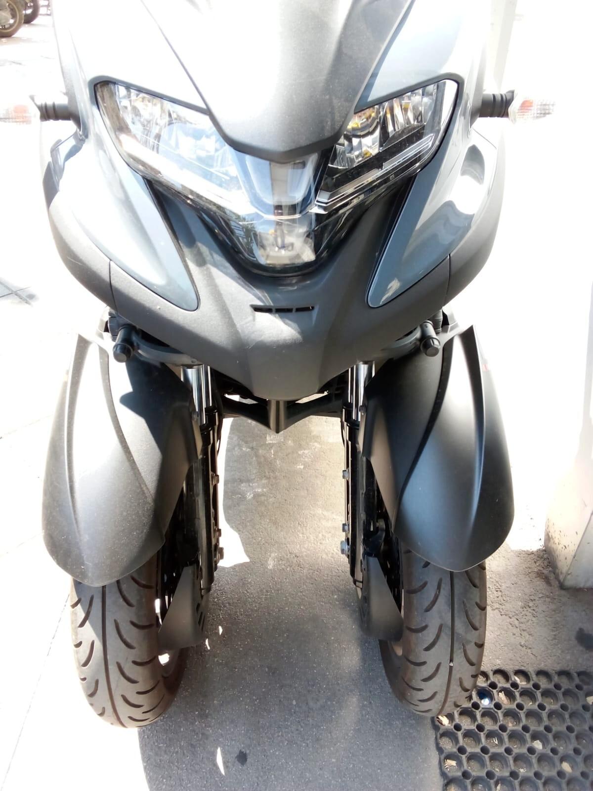 Yamaha Tricity 300