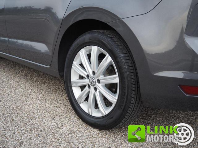 VOLKSWAGEN Touran 2.0 TDI 150 CV Highline 7 POSTI