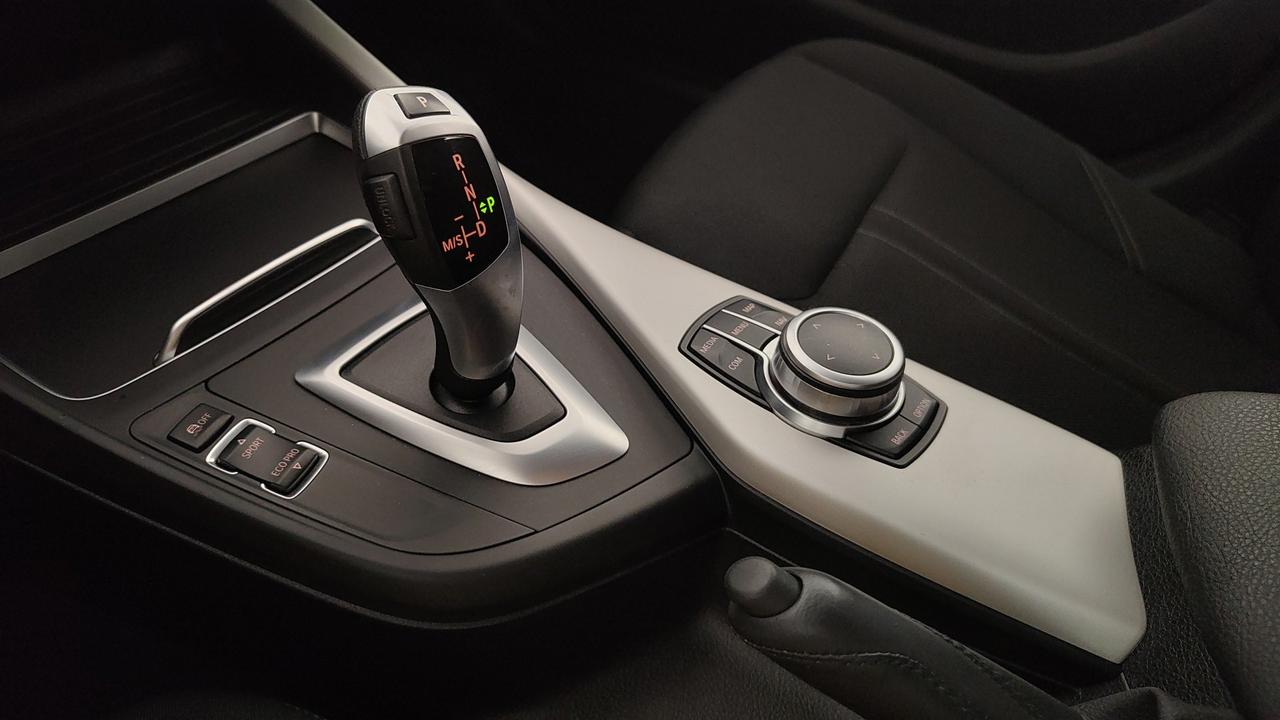 BMW BMW 118i Advantage 5p auto