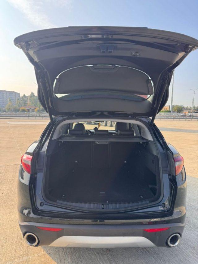 ALFA ROMEO Stelvio 2.2 Turbodiesel 180 CV AT8 Q4 Executive
