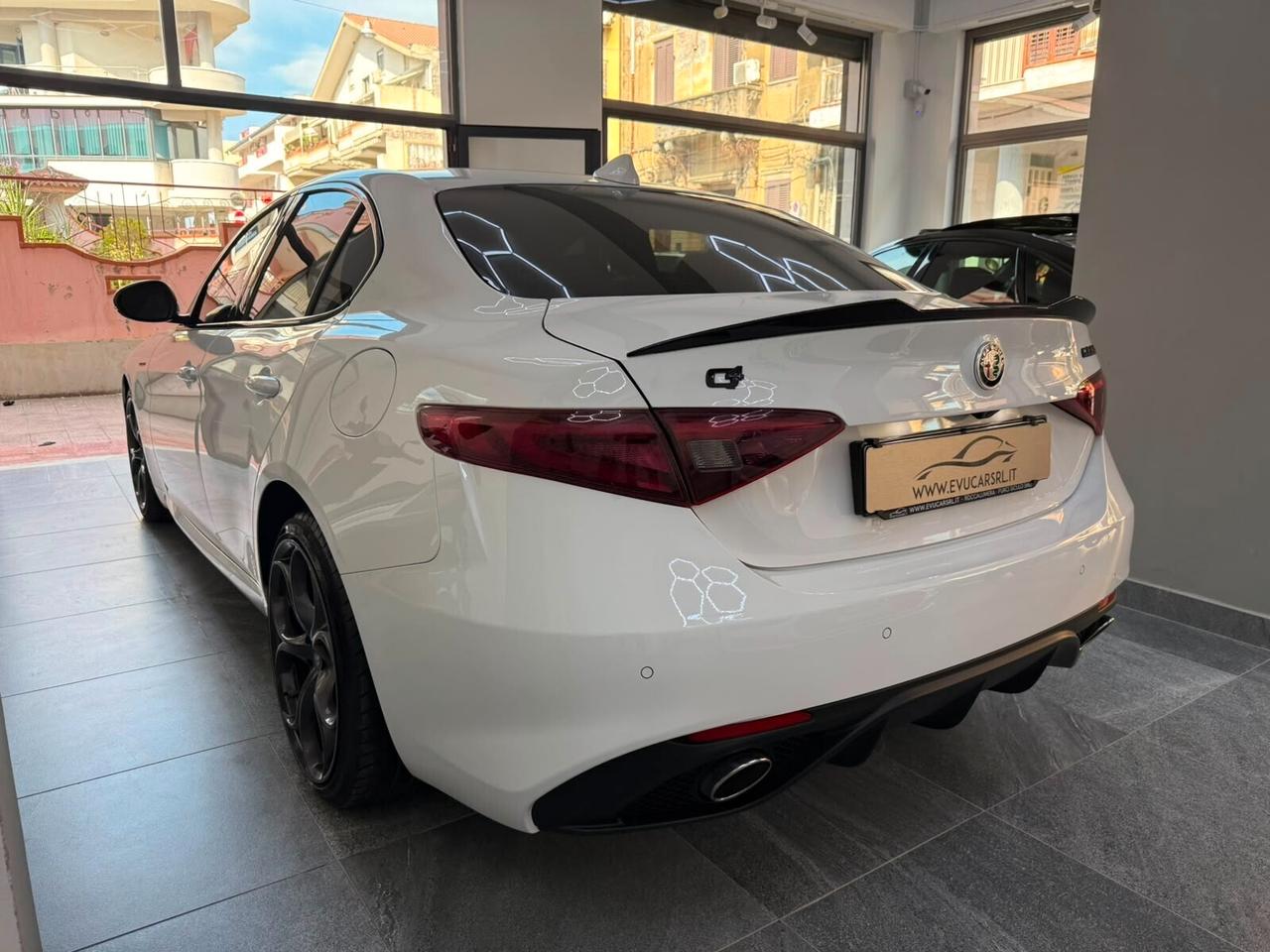 Alfa Romeo Giulia 2.2 Turbodiesel 210 CV AT8 AWD Q4 Veloce