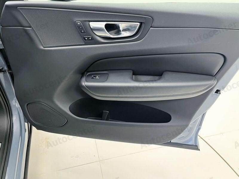 Volvo XC60 XC60 B4 (d) **TRAZ ANT** 197CV AUT PLUS DARK