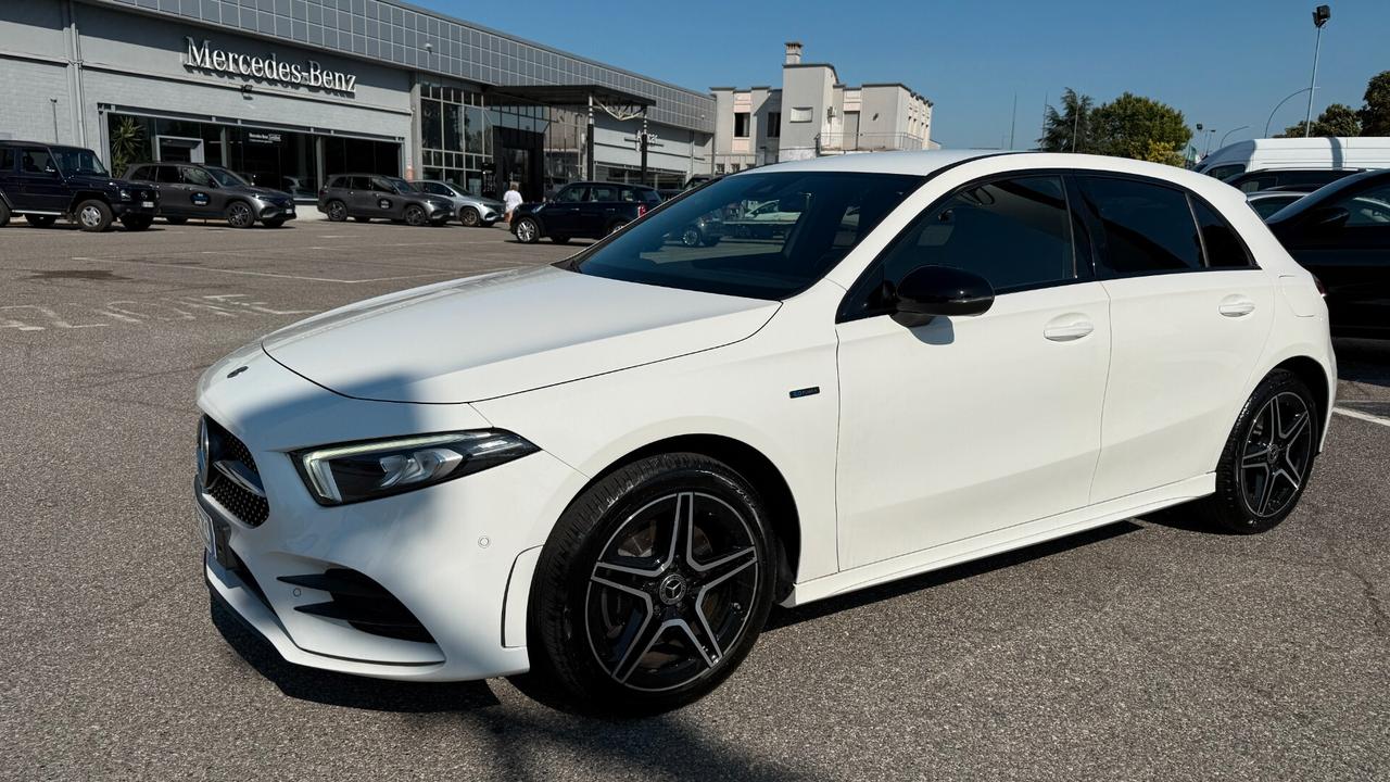 Mercedes-benz A 250 e Automatic EQ-Power Sport