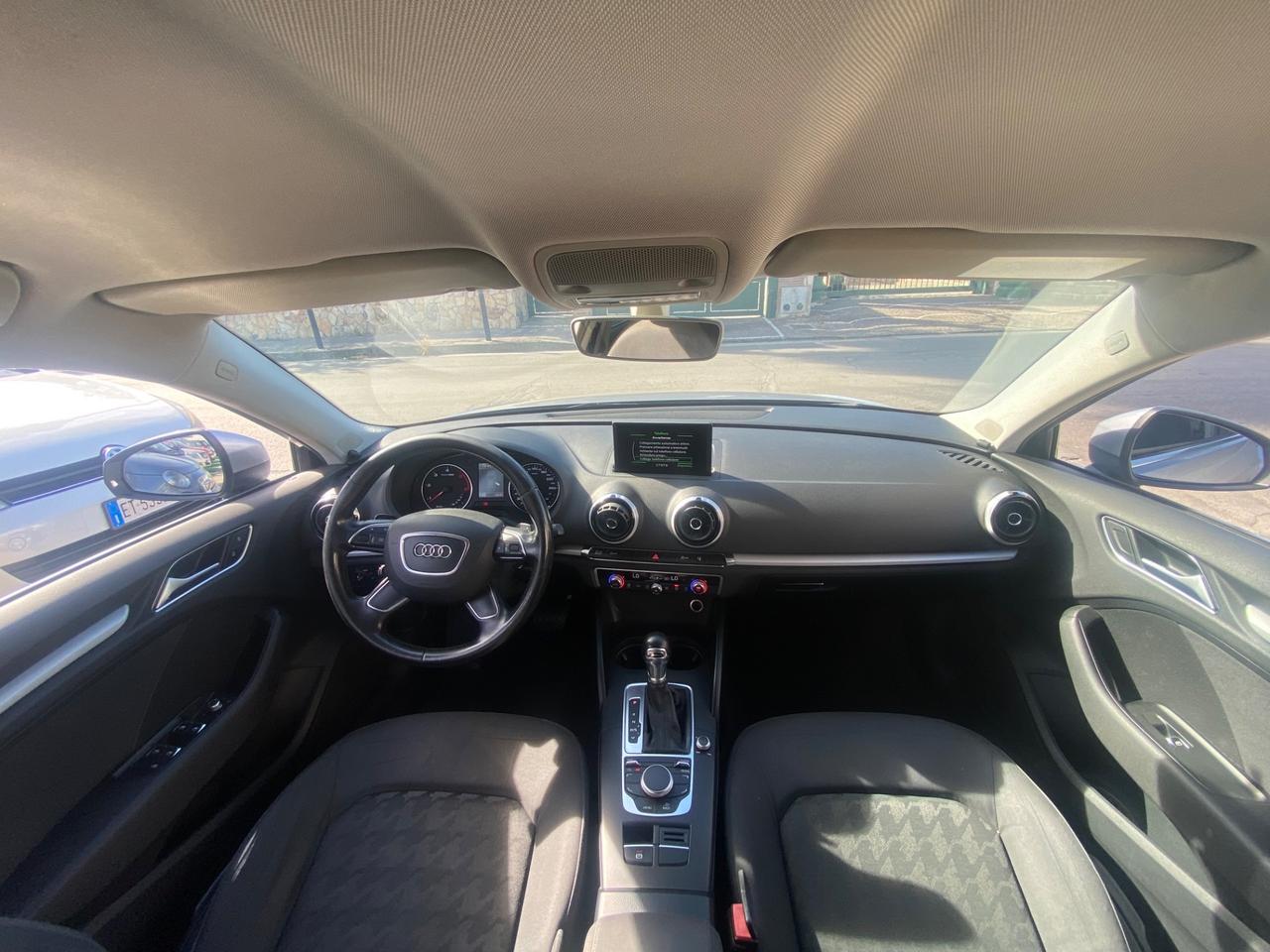 Audi A3 1.6 TDI ultra Attraction