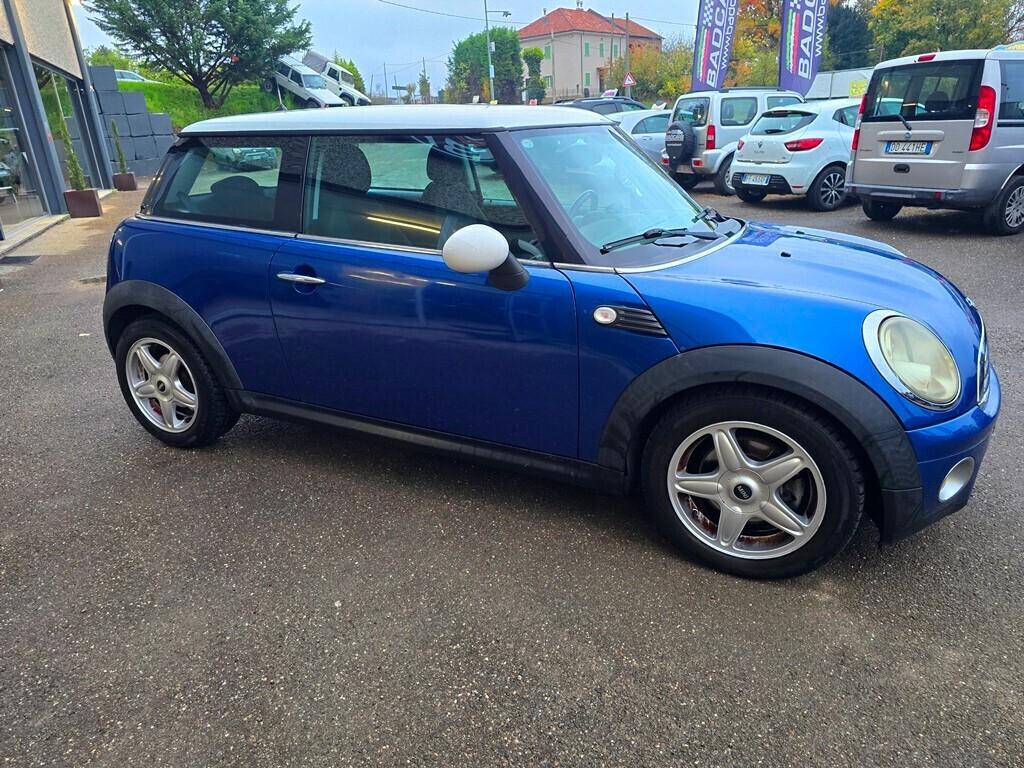 Mini COOPER D 1.6 110CV CHILI