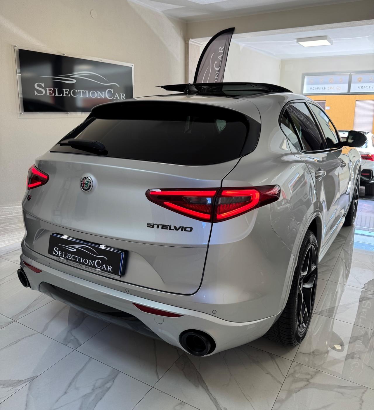 Alfa Romeo Stelvio 2.2 Turbodiesel 210 CV AT8 Q4 Veloce