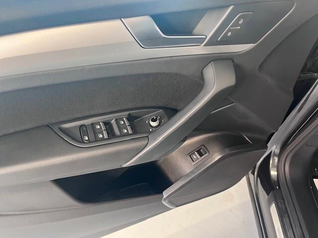 Audi Q5 35 TDI S tronic Business