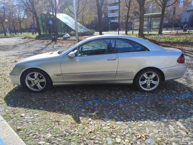 MERCEDES-BENZ CLK 270 CDI Avantgarde Autom. full