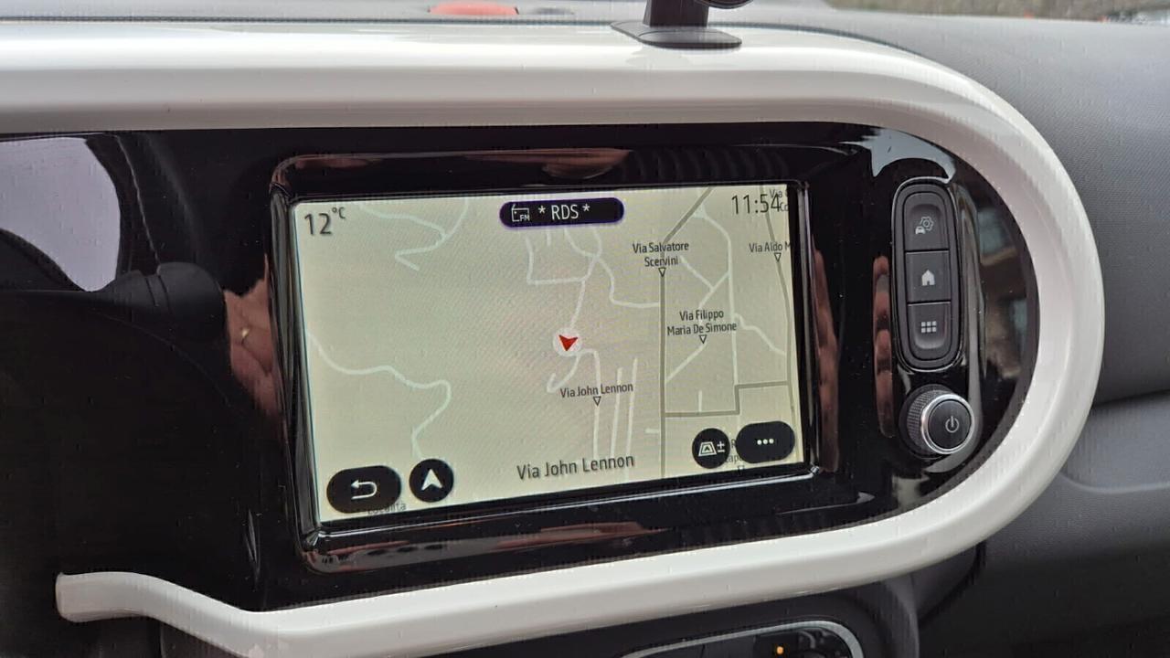 Renault Twingo Electric Intens-2021-KM18500-Full-Promo