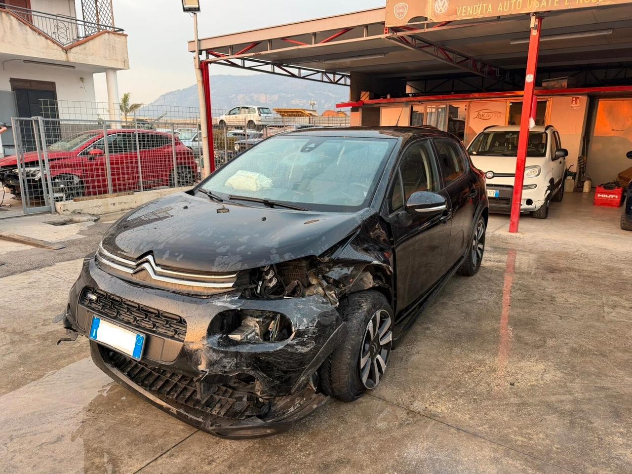 Citroen C3 1,2 sinistrato - 2020