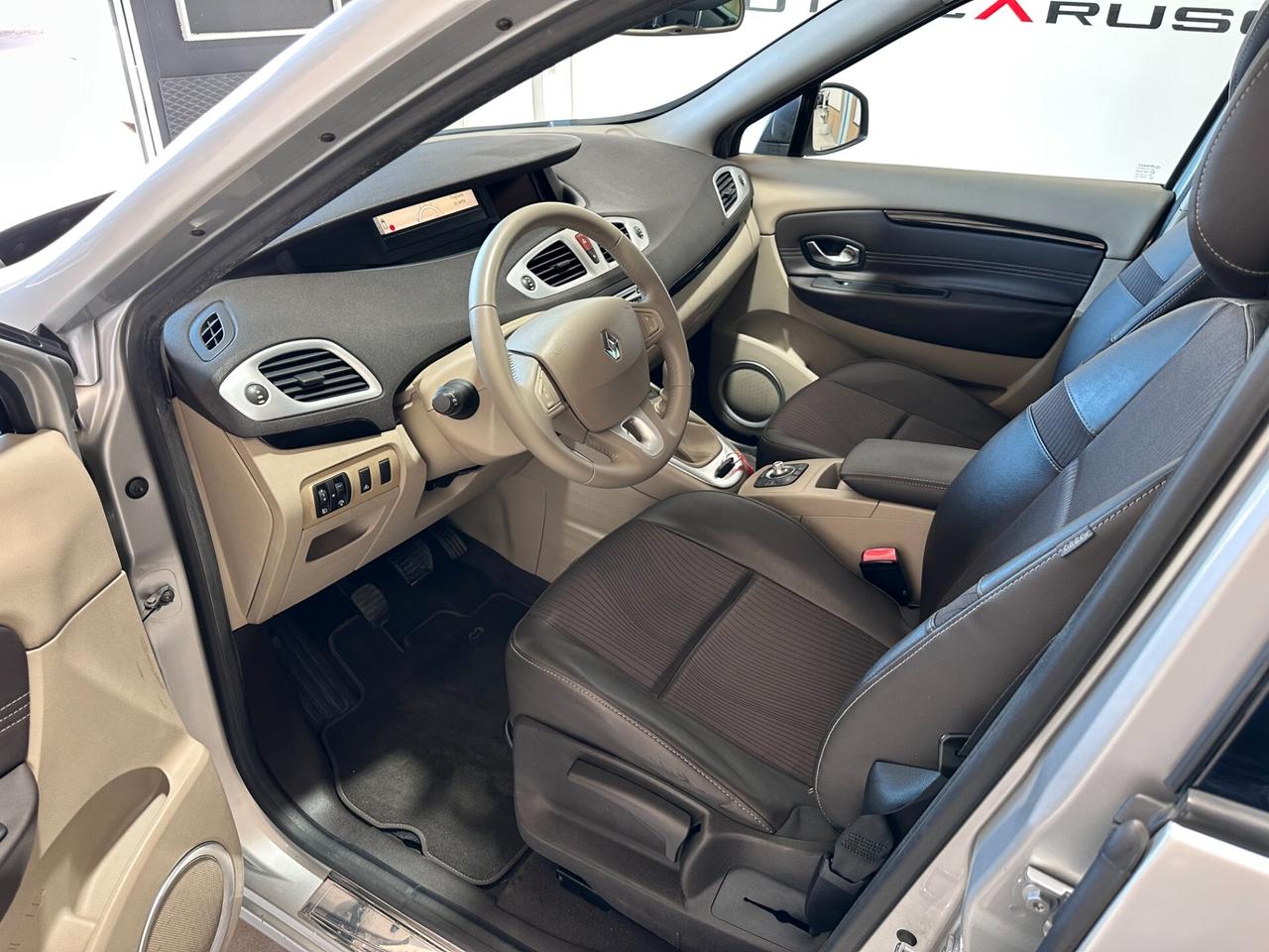 Renault Scenic Scénic X-Mod 1.5 dCi 110CV - SOLO 85.000 KM!!!!!!! NUOVA
