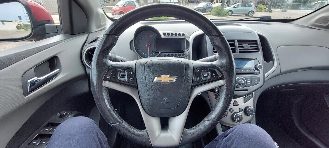 AVEO 1,3 DIESEL 95 CV TELEFONO LEGA START E STOP X NEOPATENTATI IMPECCABILE