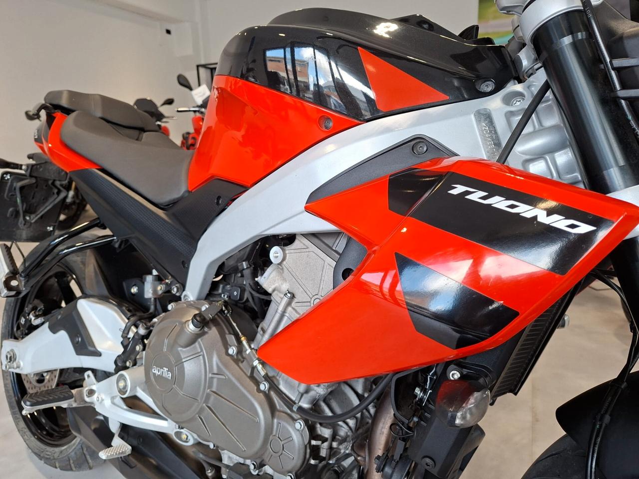 Aprilia Tuono 457 Euro 5 plus
