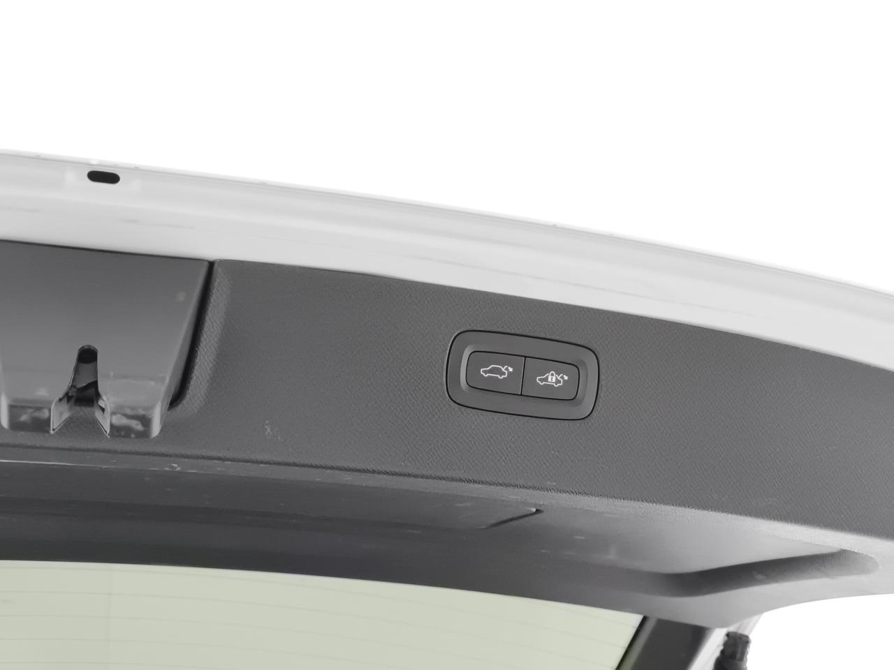 Volvo XC90 2.0 b5 Plus Dark awd 7 Posti