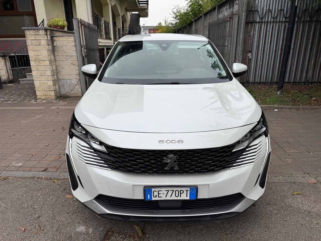 Peugeot 5008 BlueHDi 130 S&S Business