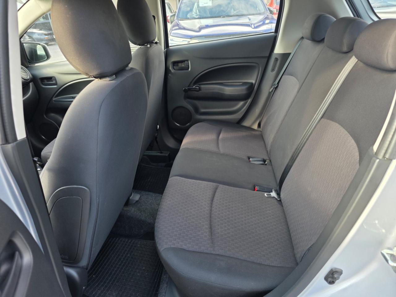 Mitsubishi Space Star 1.0 Invite