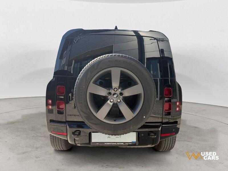 Land Rover Defender 3.0D I6 200 110 X-Dynamic SE AWD auto.