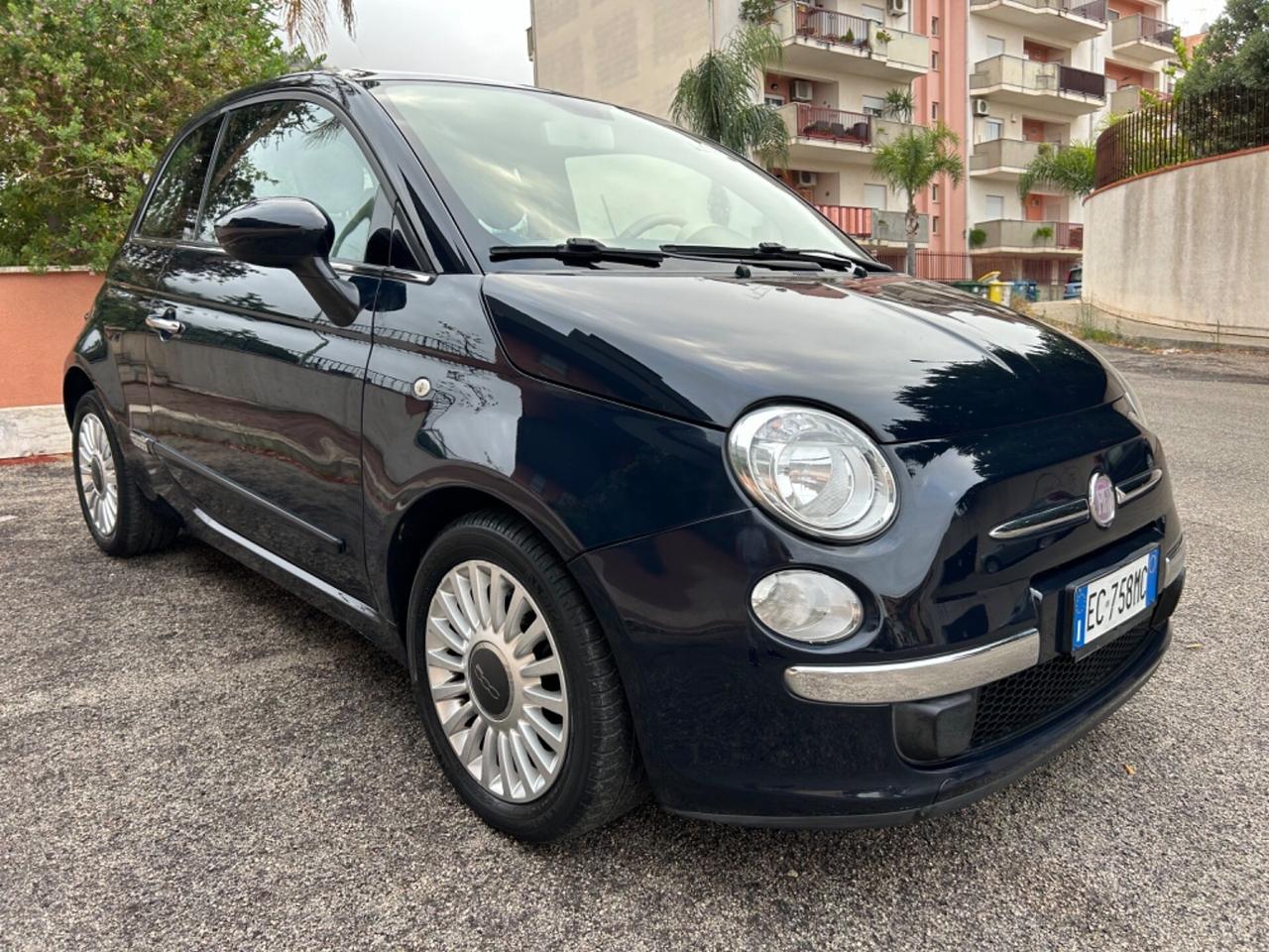 Fiat 500 1.2 Lounge ideale per neo patentati