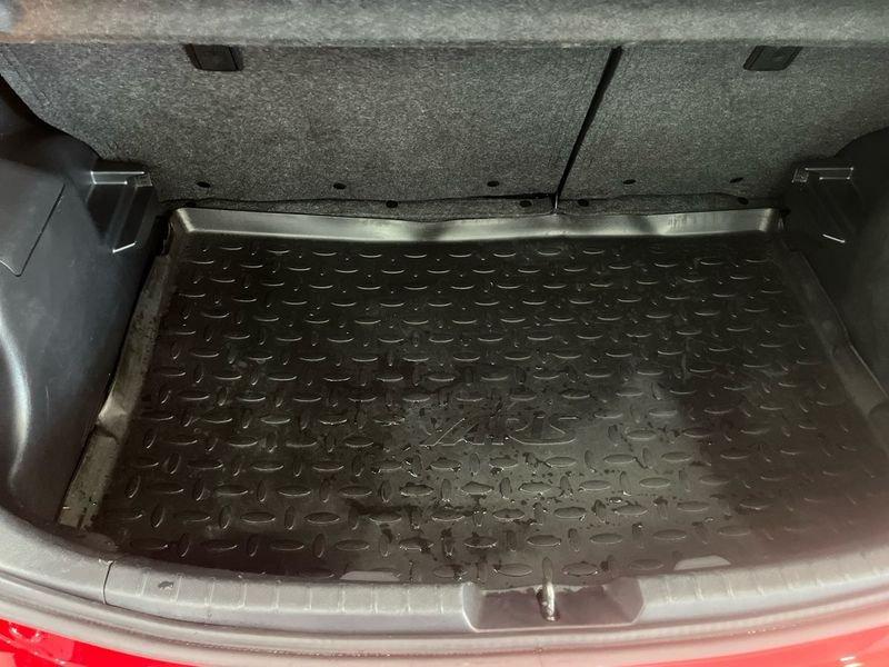 Toyota Yaris Yaris 5p 1.5h Active my16