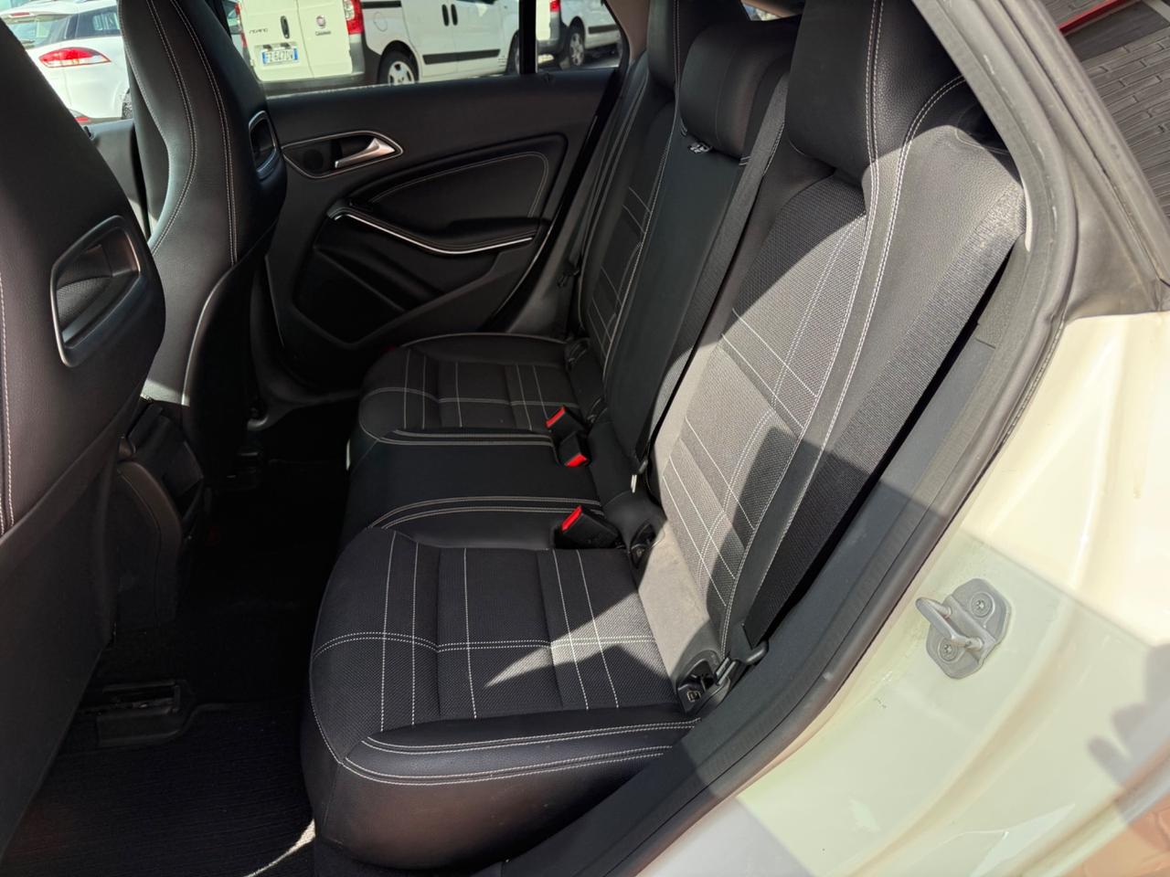 Mercedes-benz CLA 200 d S.W. NIGHT EDITION Automatic Sport