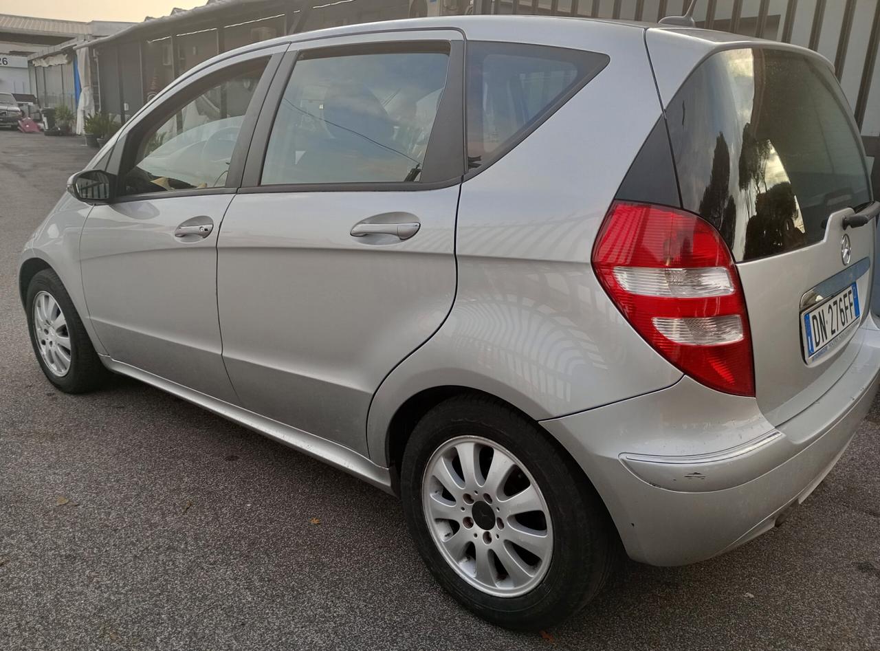 Mercedes-benz A 150 benzina