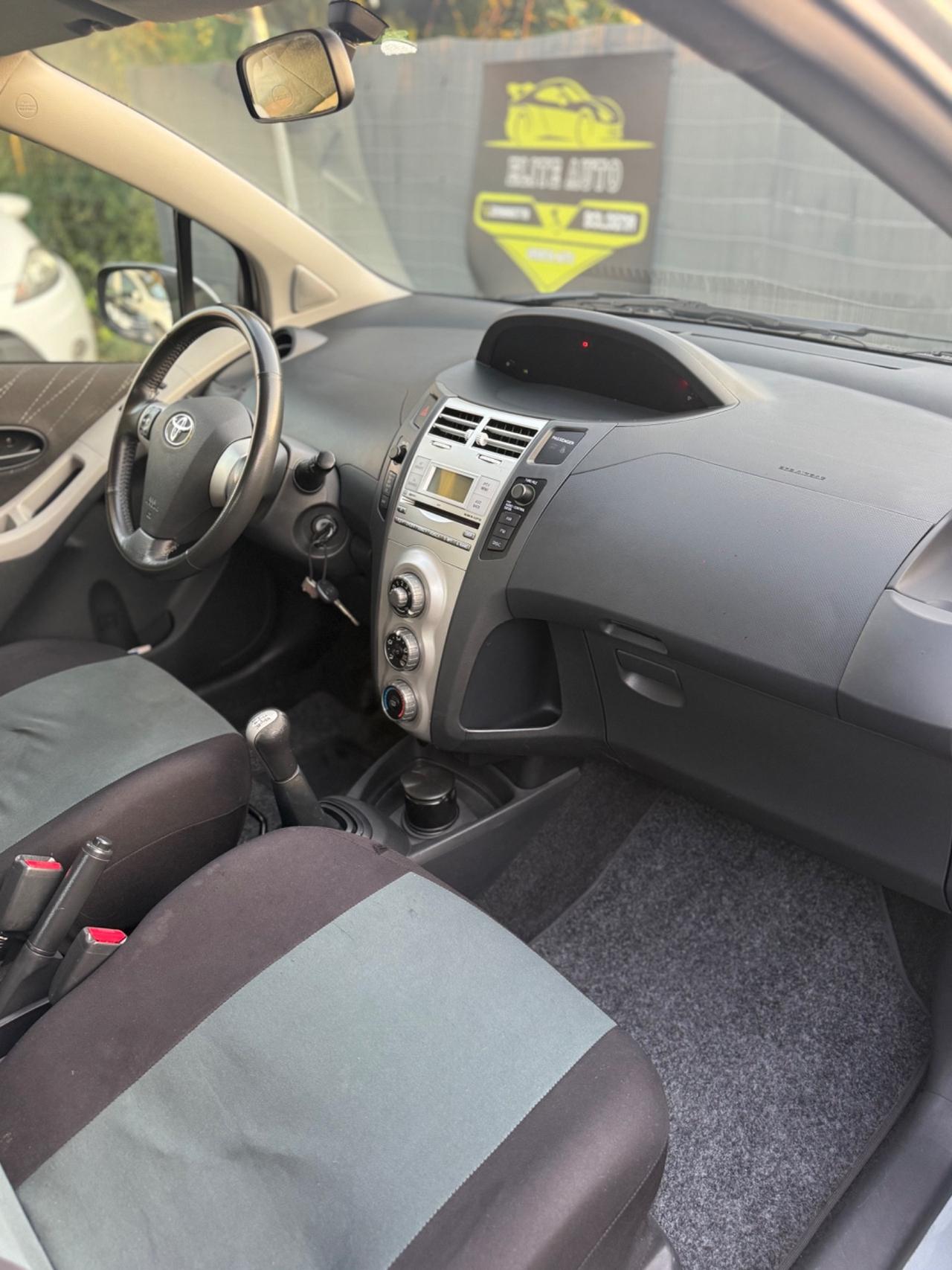 Toyota YARIS 1.0 BENZINA UNICOPROPRIETARIO 5 PORTE