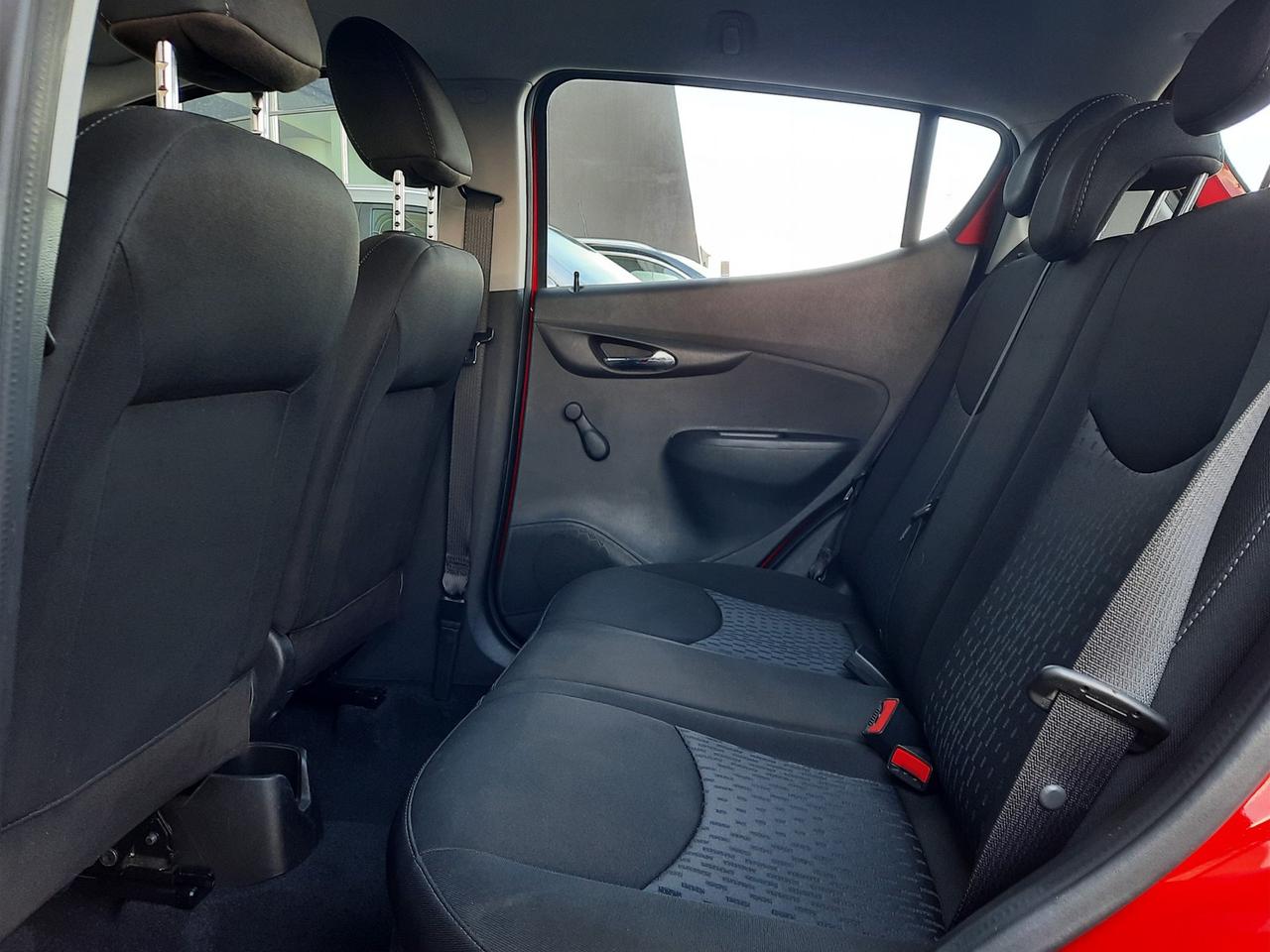 Opel Karl 1.0 73cv rocks my19