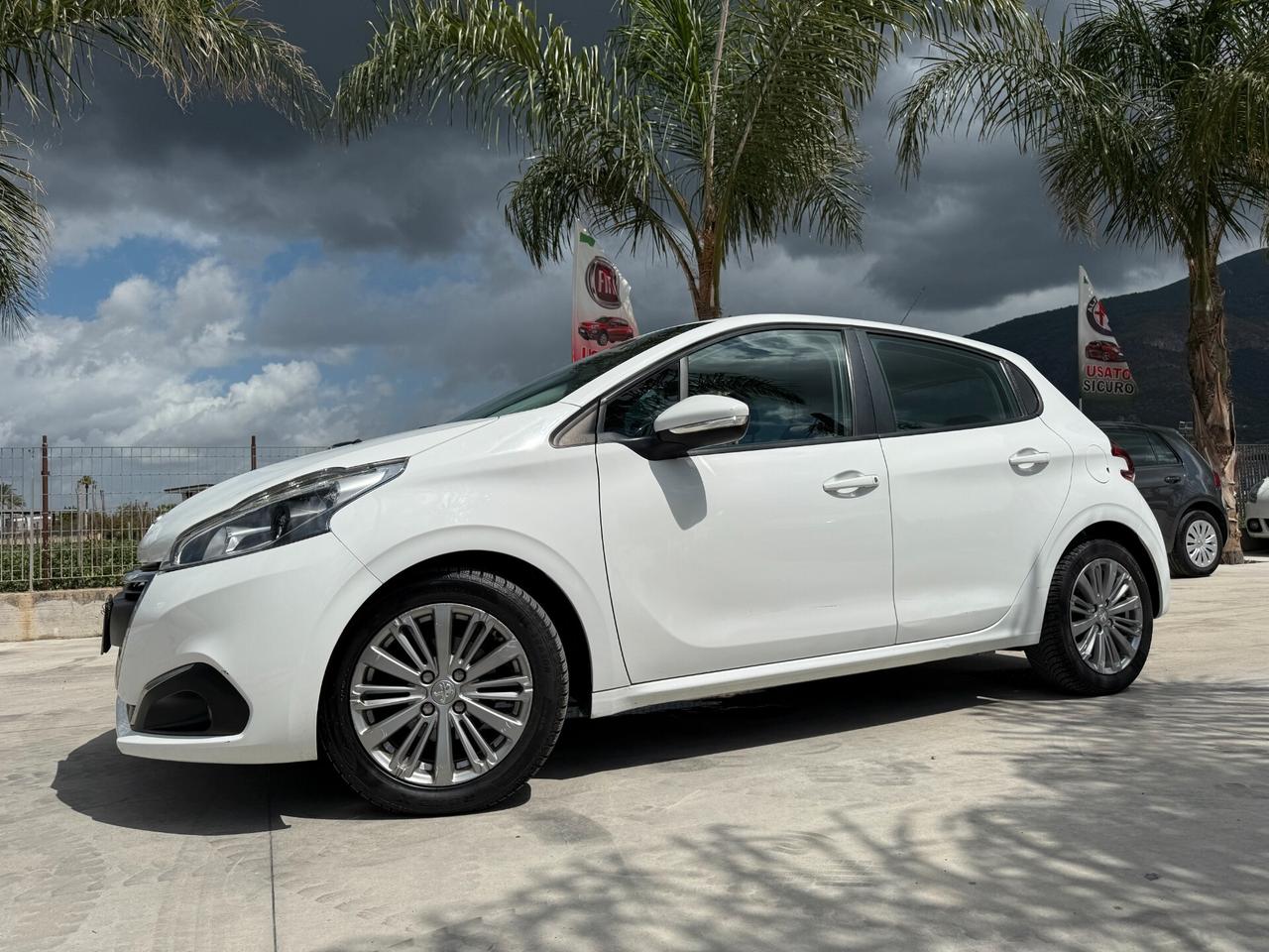 PEUGEOT 208 ANNO 2017 1.6 DIESEL 75 CV