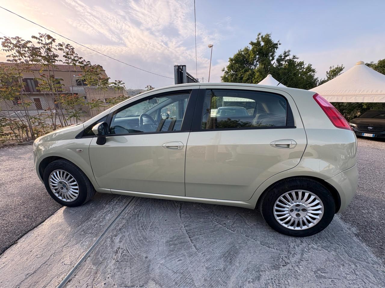 Fiat Grande Punto 1.3 MJT 75 CV 5 porte Dynamic