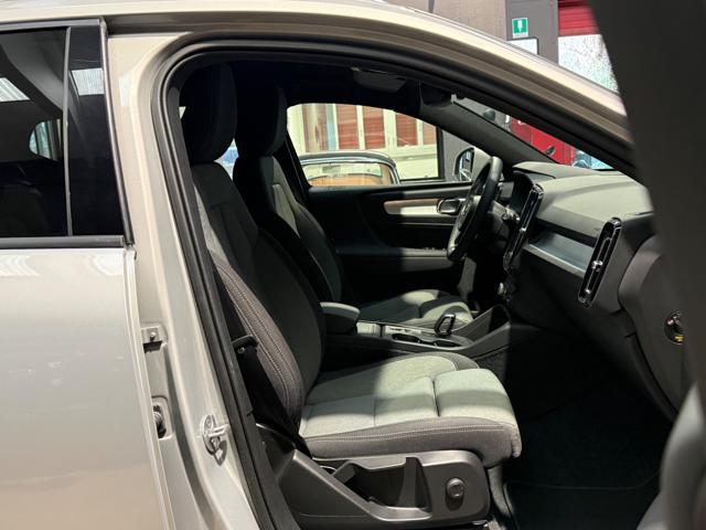 VOLVO XC40 B3 automatico Core