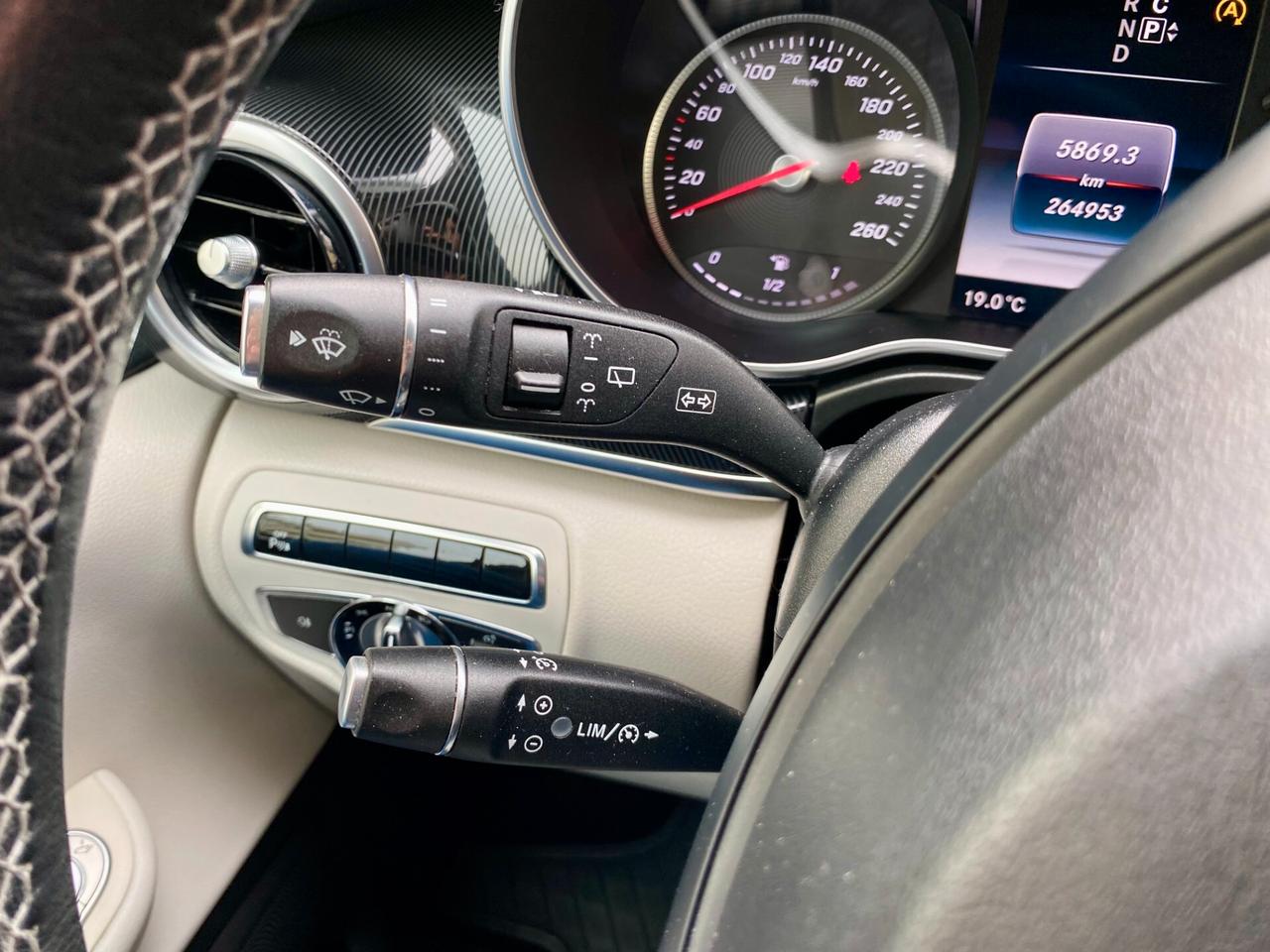 Mercedes-Benz V 220 d Long Executive auto 163cv