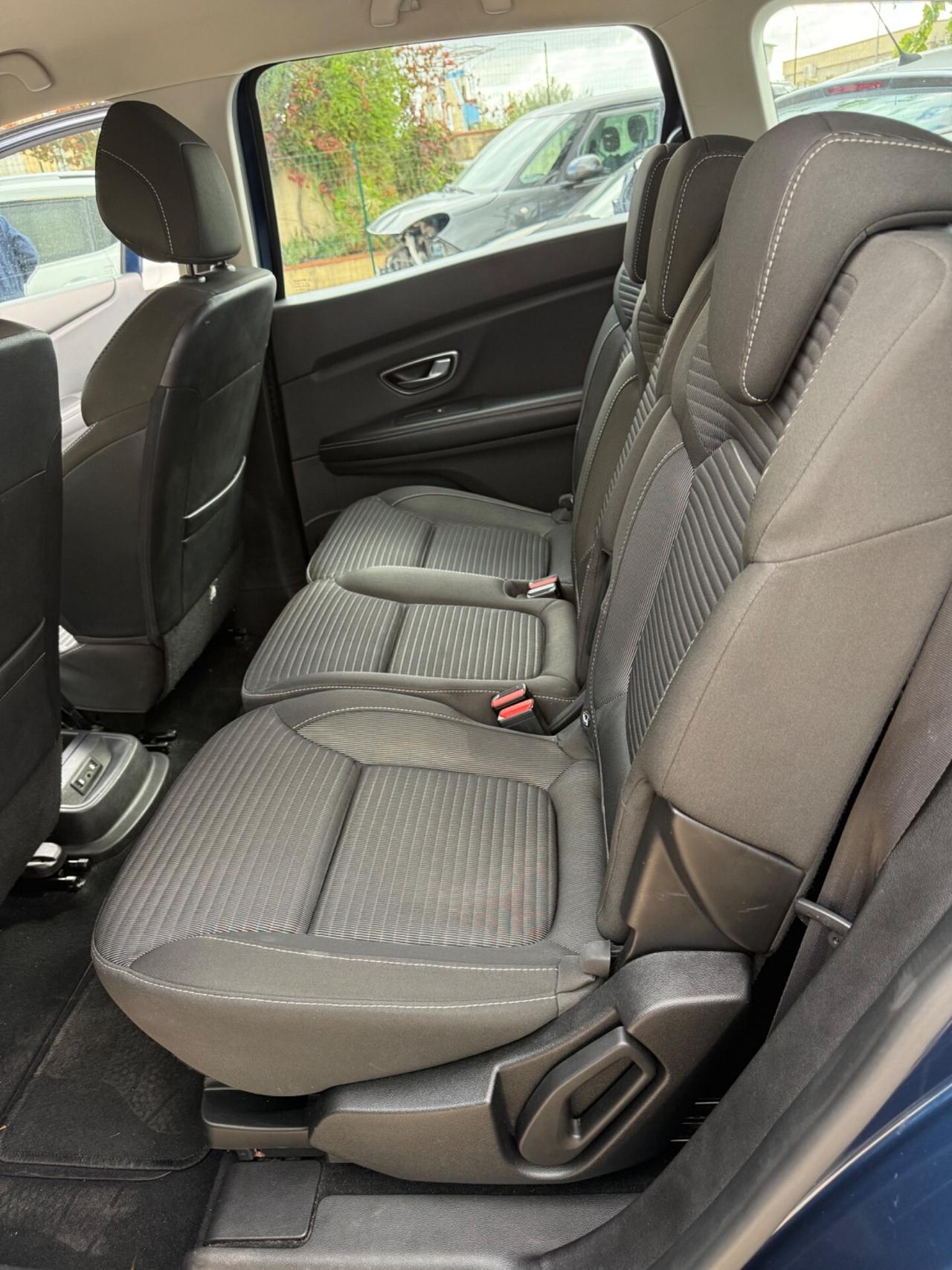 Renault Grand Scenic dCi 8V 110 CV EDC Energy Intens