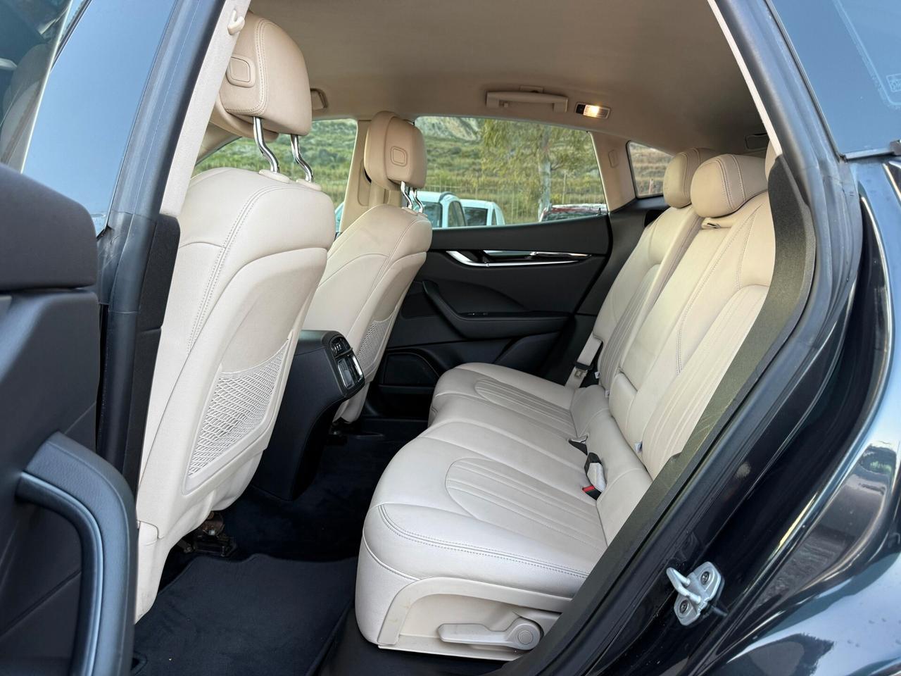 Maserati Levante V6 Diesel 275 CV AWD Gransport