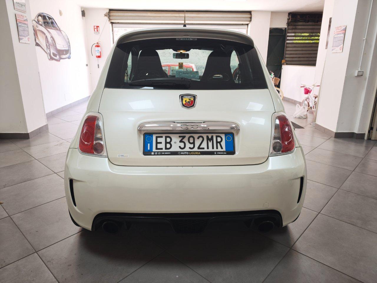 Abarth 500 1.4 16v turbo t-jet 135cv LEGGI