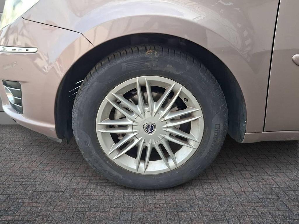 Lancia Musa 1.4 Poltrona Frau