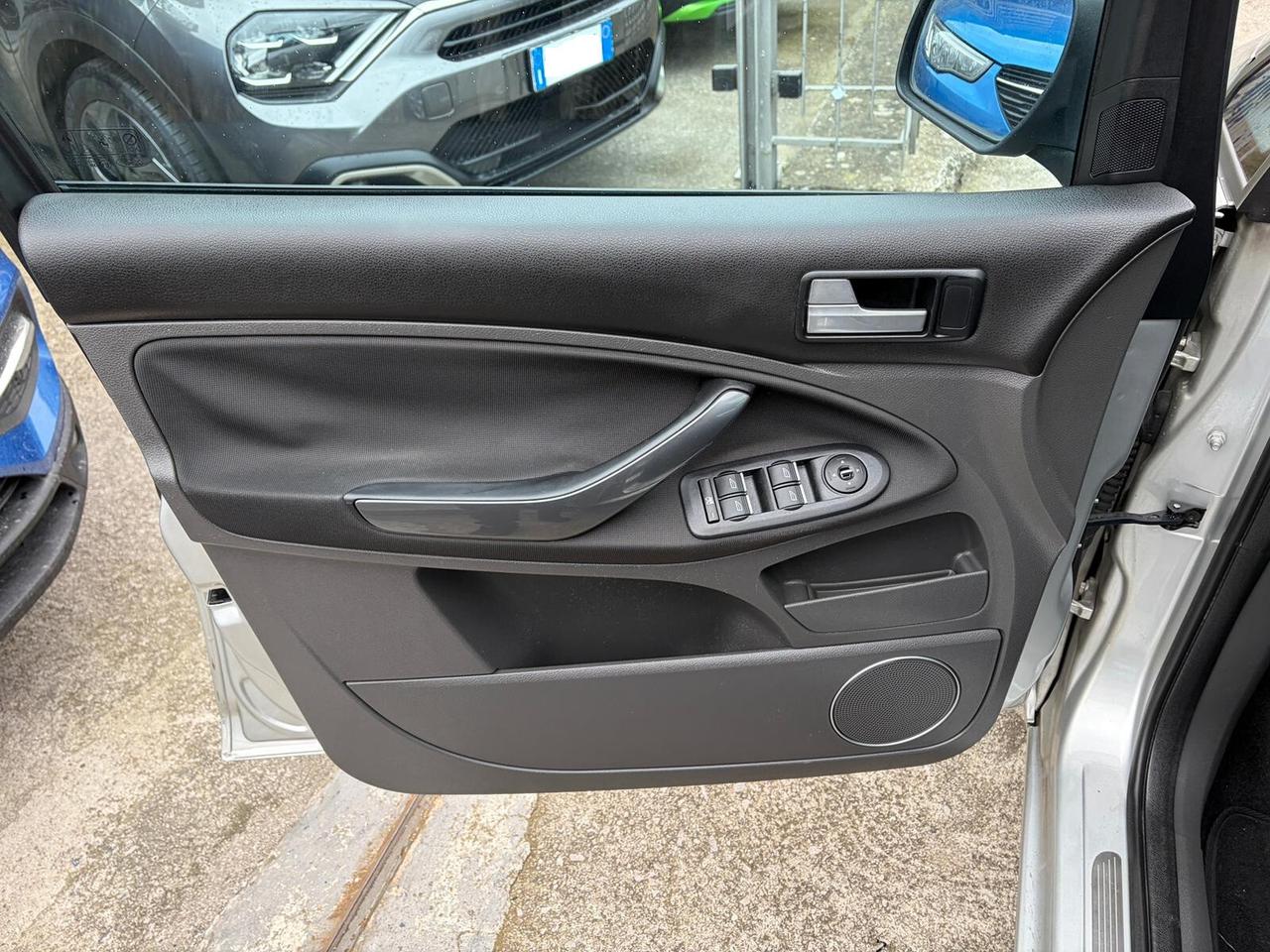 Ford C-Max 1.6 TDCi 110 CV Titanium