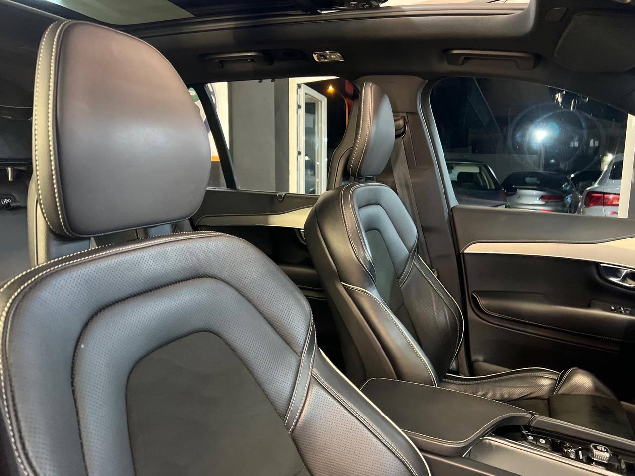 Volvo XC 90 XC90 B5 (d) AWD Geartronic R-design