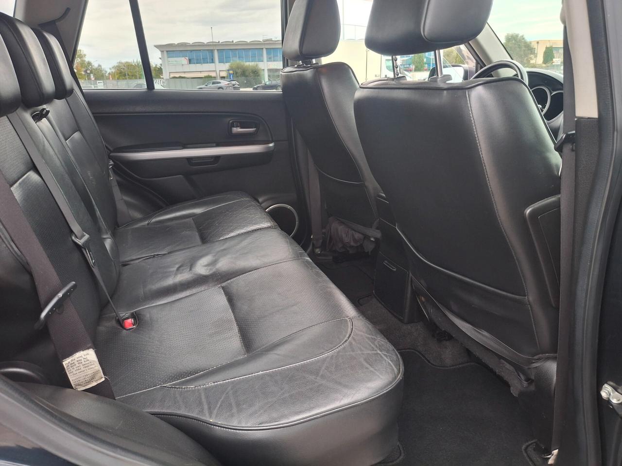 Suzuki Grand Vitara 1.9 DDiS-5 Porte-Executive-Pelle-