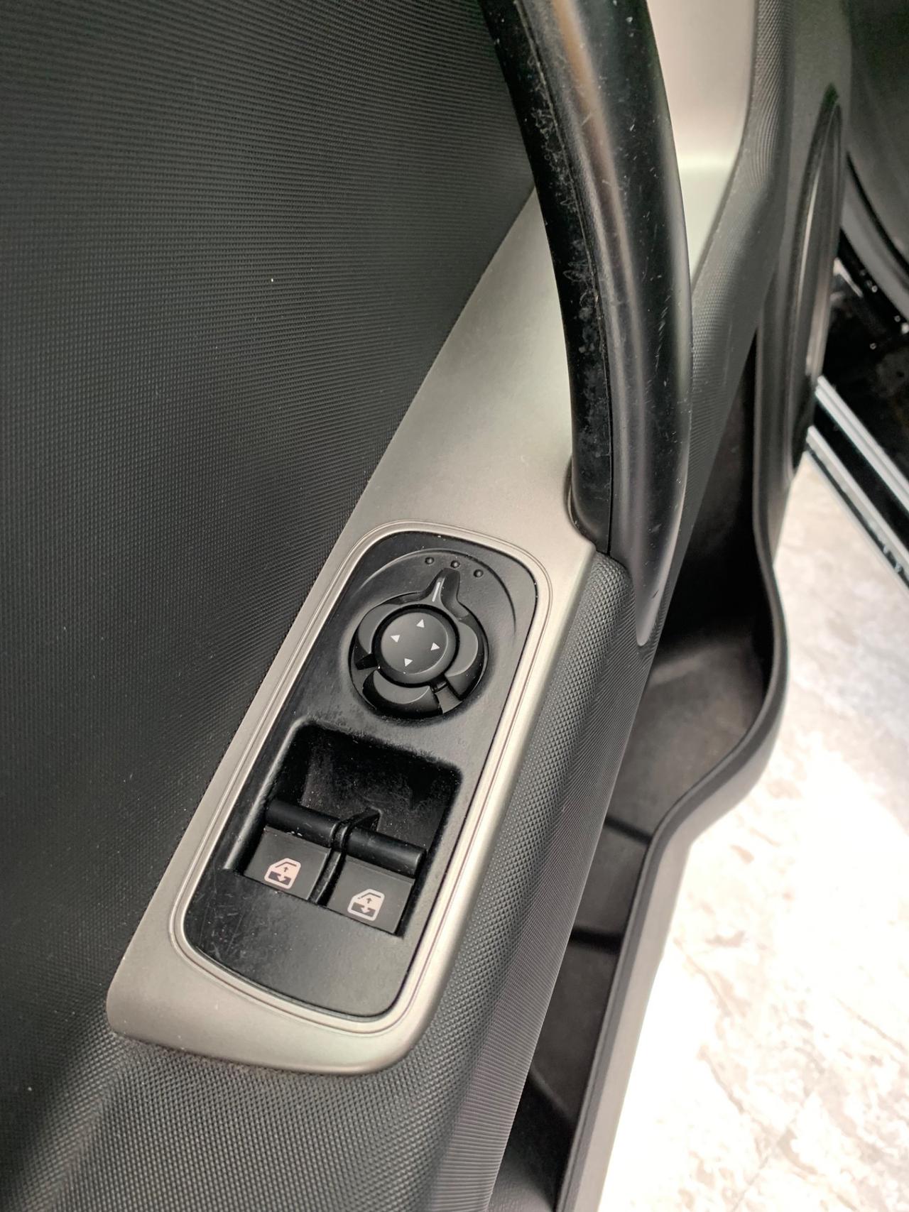 Alfa Romeo MiTo 1.3 JTDm 85 CV S&S Racer