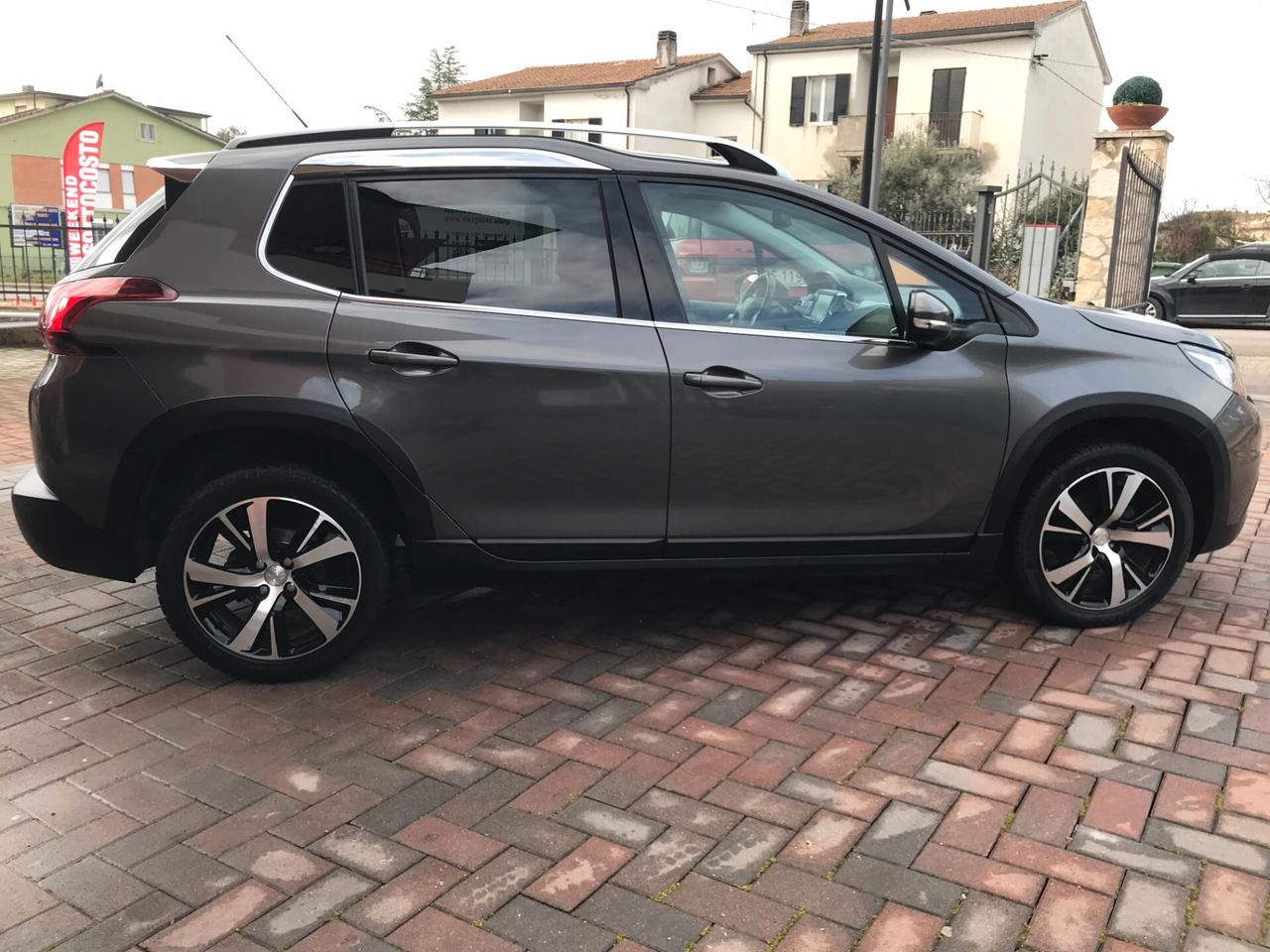 Peugeot 2008 BlueHDi 75 Access