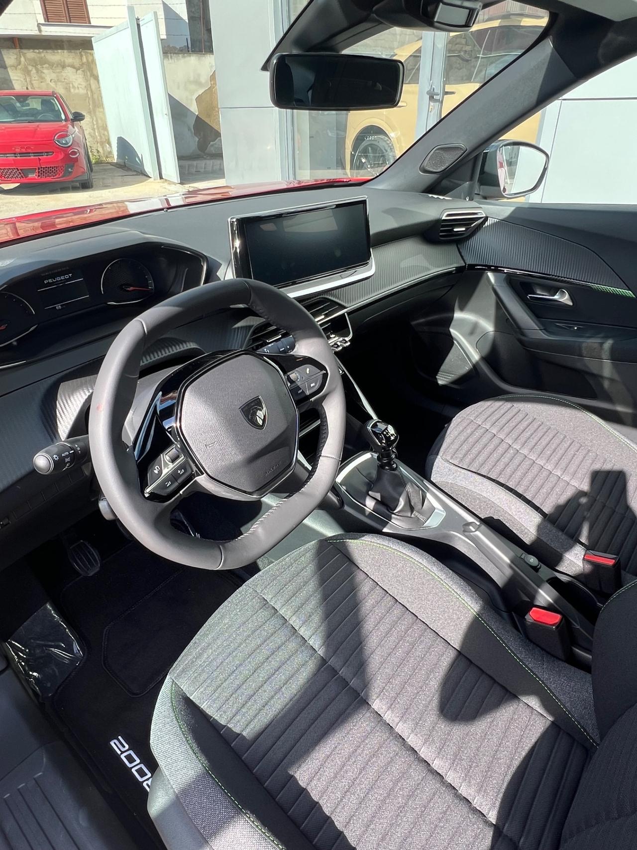Peugeot 2008 1.2 Style possibilità noleggio no scoring