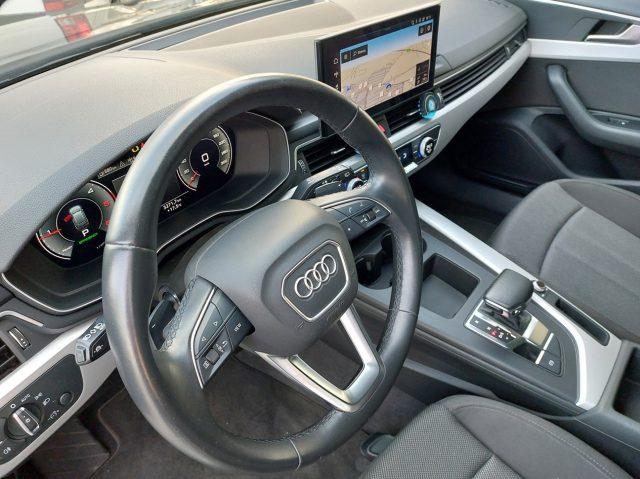 AUDI A4 Avant 30 hybrid TDI/136 CV S tronic Bus. Adv.