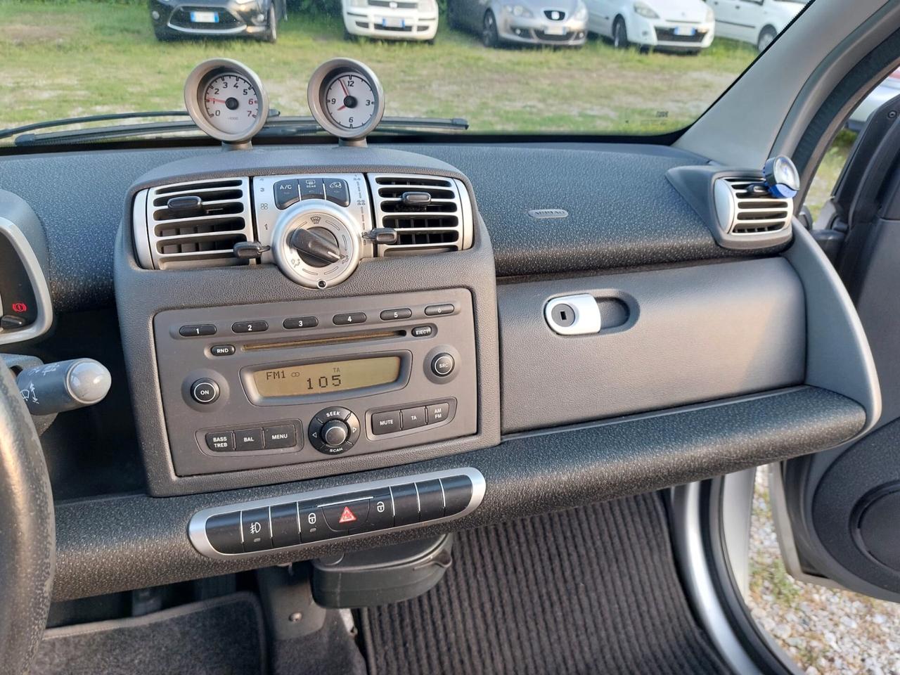 Smart ForTwo 1000 52 kW coupé limited two