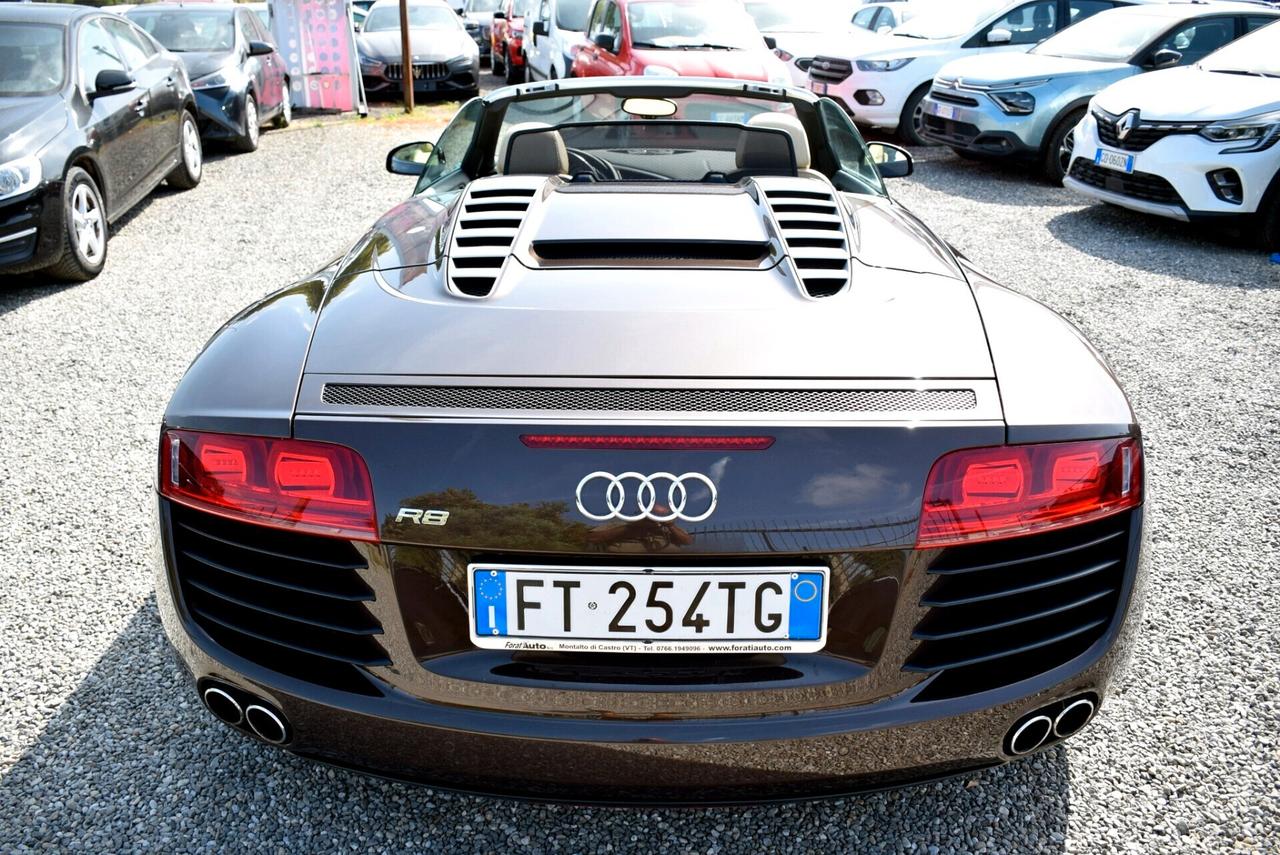 Audi R8 Spyder 4.2 V8 FSI 430CV quattro R-tronic KM CERTIFICATI