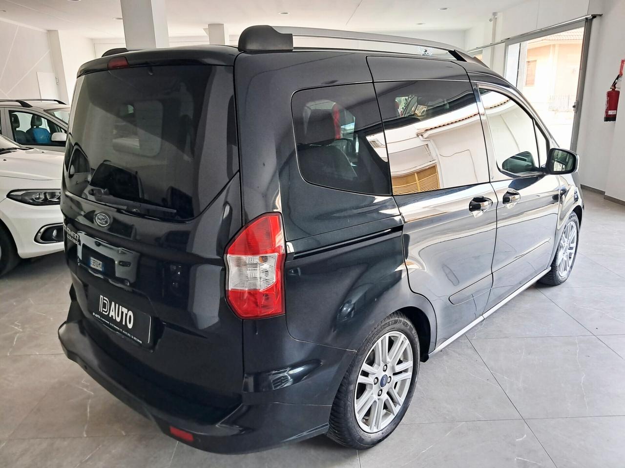 Ford Tourneo Courier 1.5 TDCI 75 CV