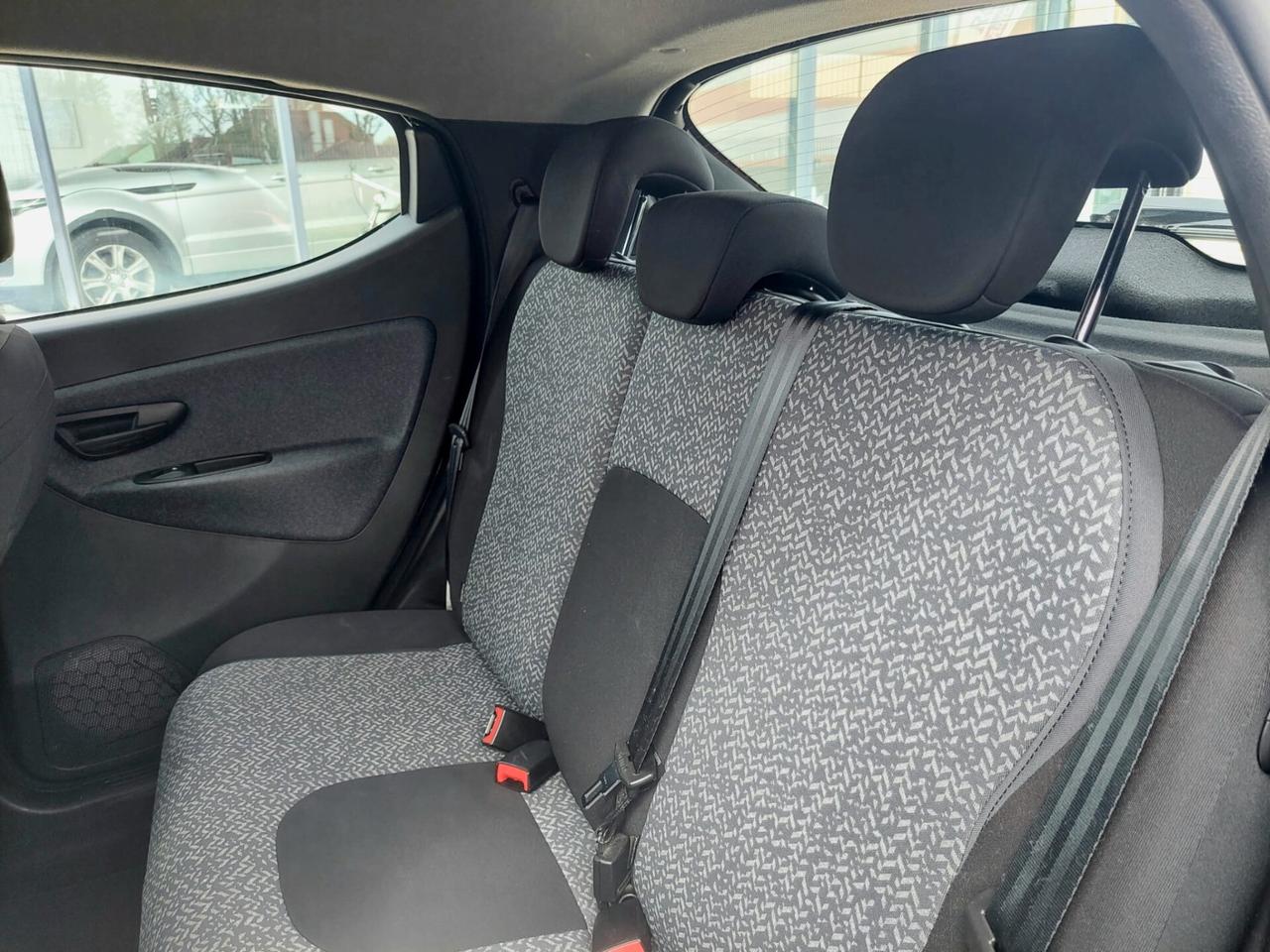 LANCIA Ypsilon 1.0 FireFly Hybrid Silver - 2023