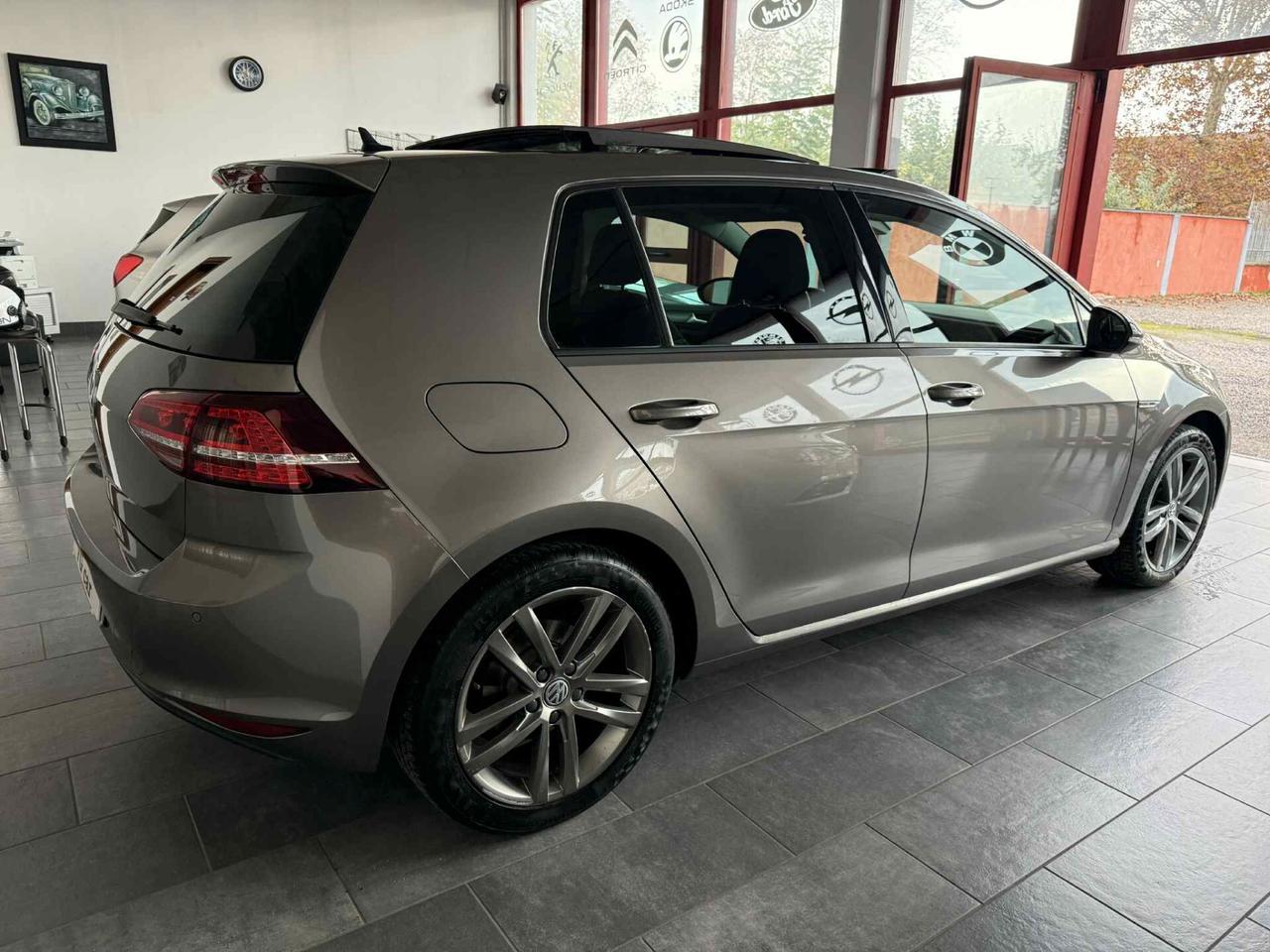 Volkswagen Golf 2.0 TDI DSG 5p. Lounge 150CV TETTO APRIBILE